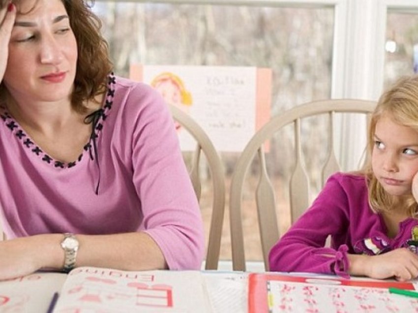 Detyrat e shtëpisë ndikojnë negativisht në zhvillimin e fëmijëve