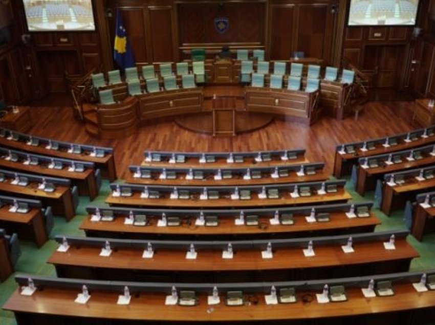 Rregullorja e re e Kuvendit, kërkohet ndëshkime për deputetët që nuk votojnë