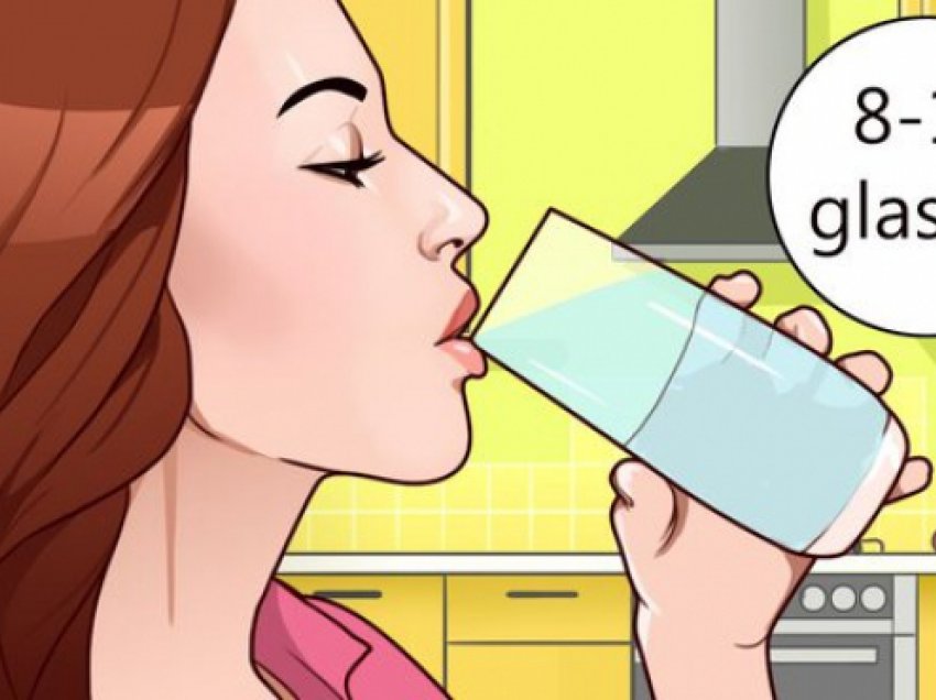 Përse nuk duhet të pini ujë të ftohtë gjatë ushqimit