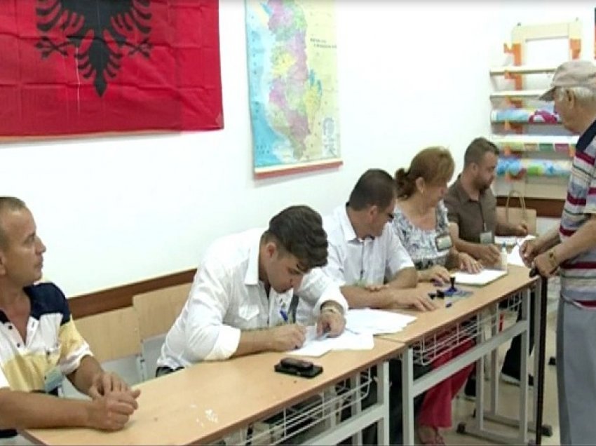 Tri mënyra për votën e emigrantëve/ KQZ po diskuton; Votim me postë, votim elektronik, ose me portalin E-Albania