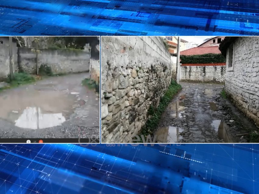 Shiu përmbyt rrugicat në lagjen ‘Kala’ në Elbasan, banorët kërkojnë ndërhyrjen e Bashkisë