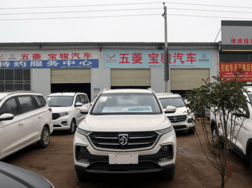 Kina shënon rritje në shitjen e veturave