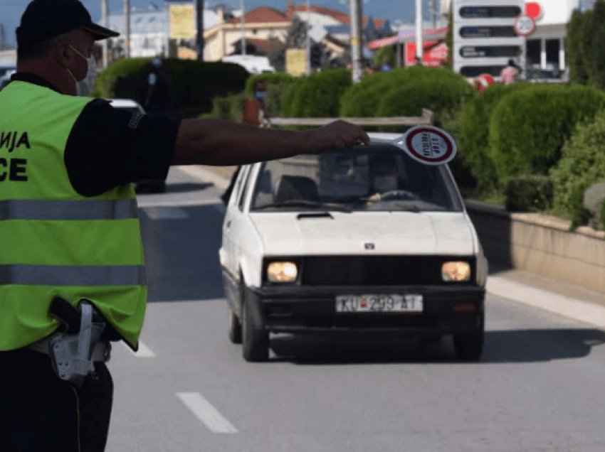Gjobiten 285 vozitës në Shkup, 33 pa patentë shoferi