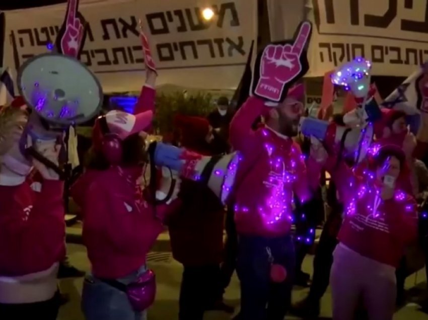 Vijojnë protestat kundër Netanyahut në Izrael 