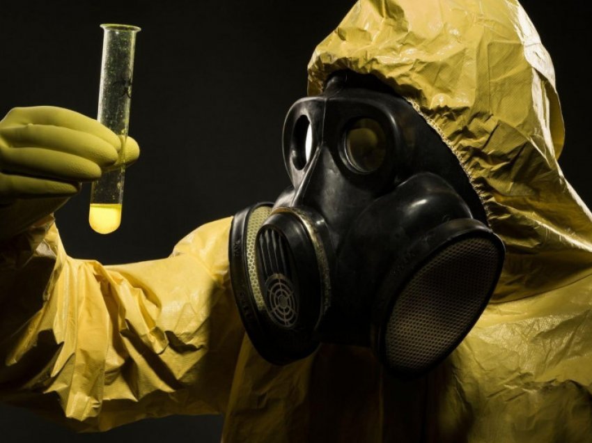 Ekspertët në frikë: Rusia dëshiron të përdorë virusët Ebola dhe Marburg si armë biologjike