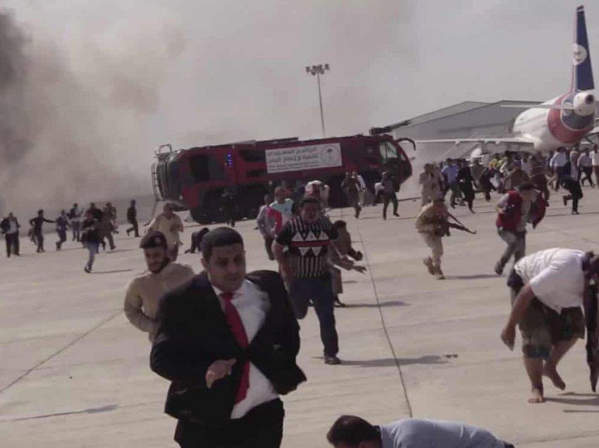 26 të vdekur nga sulmi në aeroportin e Jemenit, objektiv ishte qeveria