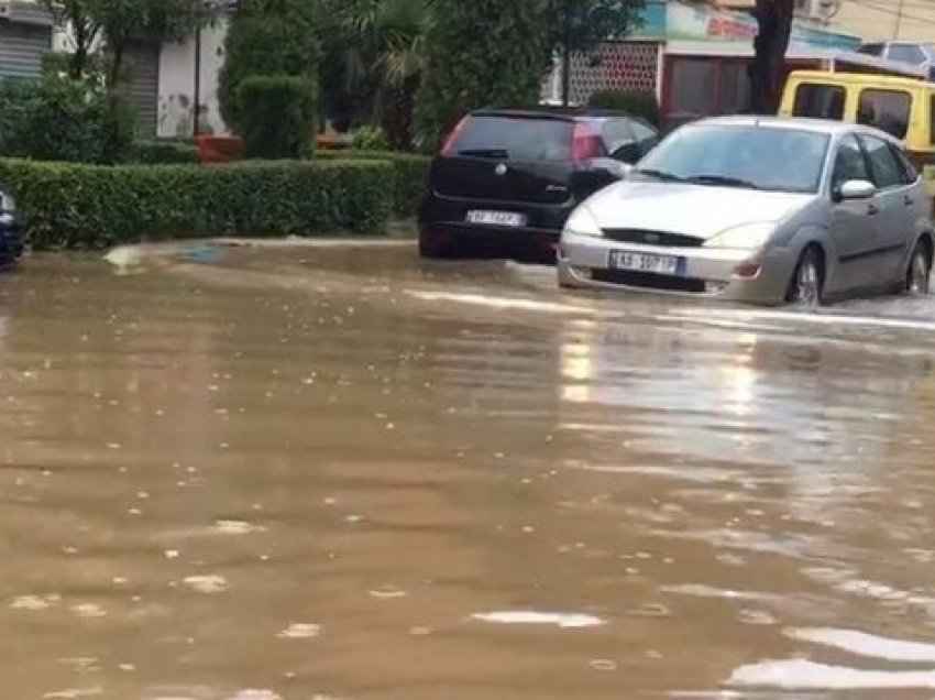 Moti i keq/ Bashkia e Lezhës paralajmëron: Priten reshje të shumta shiu, mund të rrezikojnë familje në zonat me risk
