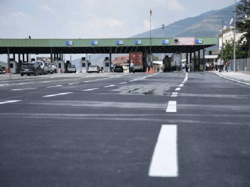 Qytetarët paguajnë 25 euro testin rapid  për të hyrë në Kosovë