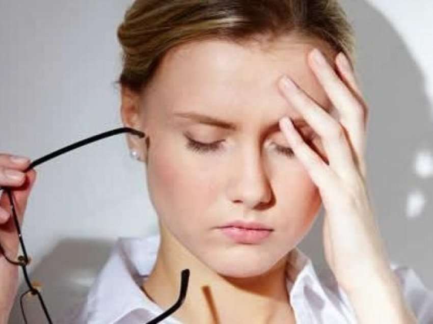 Cilët janë faktorët që ndikojnë tek prodhimi i tepërt i hormonit të stresit?