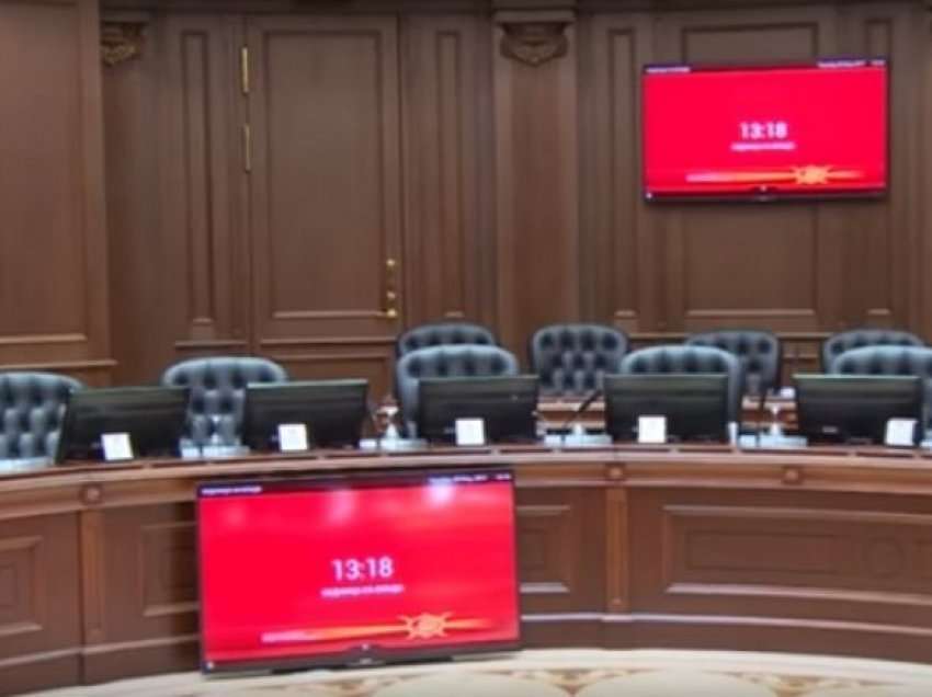 Katër ministri në Maqedoni shkelin Ligjin për përdorimin e gjuhëve