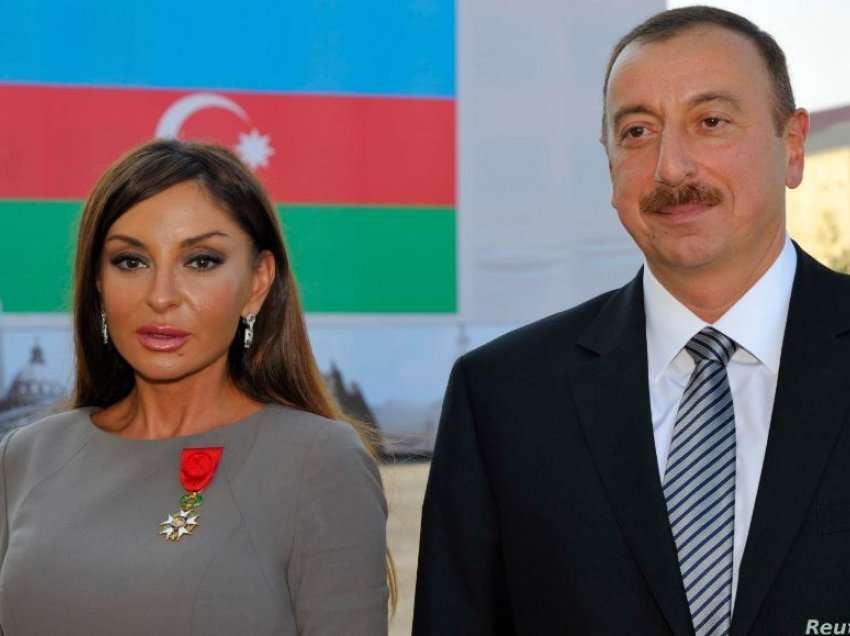 Zotësi apo nepotizëm: Gruaja e presidentit azer, Mehribanja, është nënpresidente