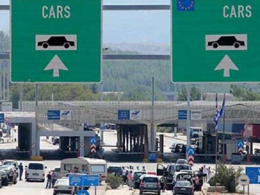 Greqia ende nuk e ka konfirmuar hapjen e kufirit me Maqedoninë