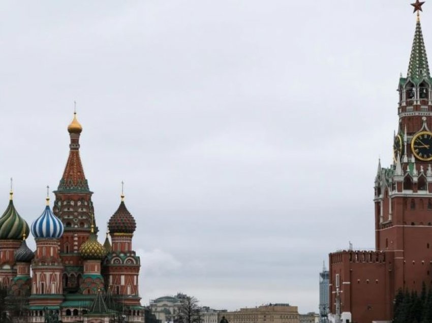 VOA: Rusia publikon emrat e zyrtarëve amerikanë ndaj të cilëve ka vendosur sanksione