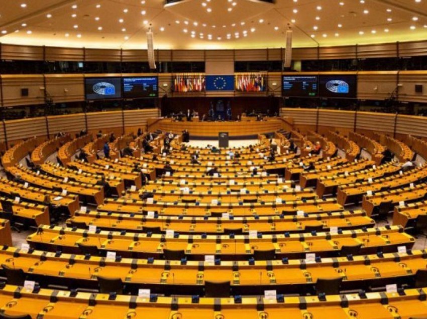 ​Mbështetja e Parlamentit Evropian për Kosovën nuk pritet të rezultojë me liberalizim të vizave