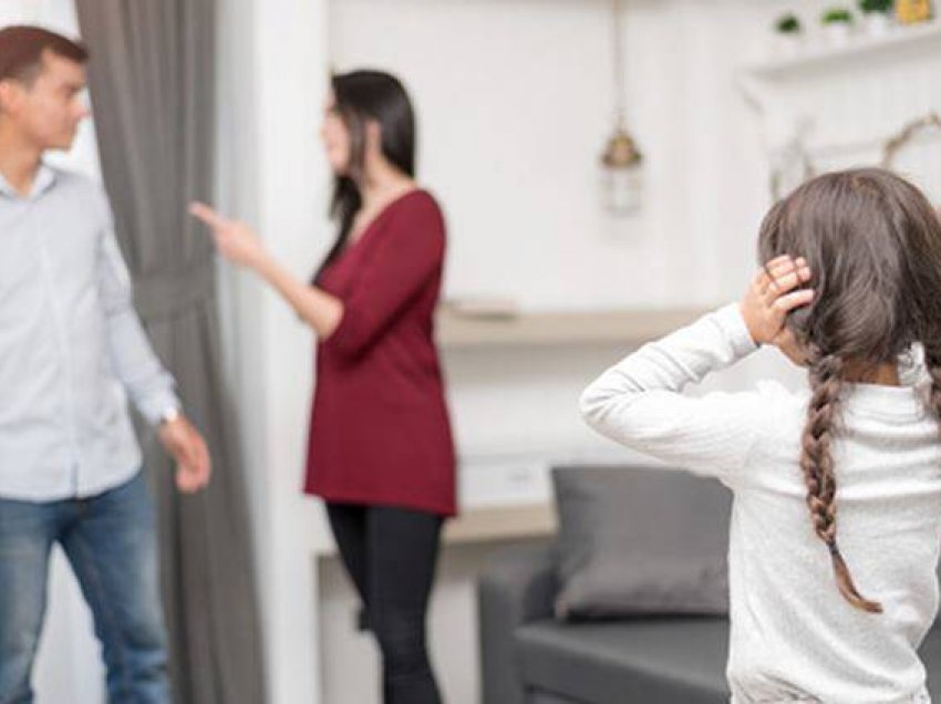 Si të flasim me fëmijët për divorcin?