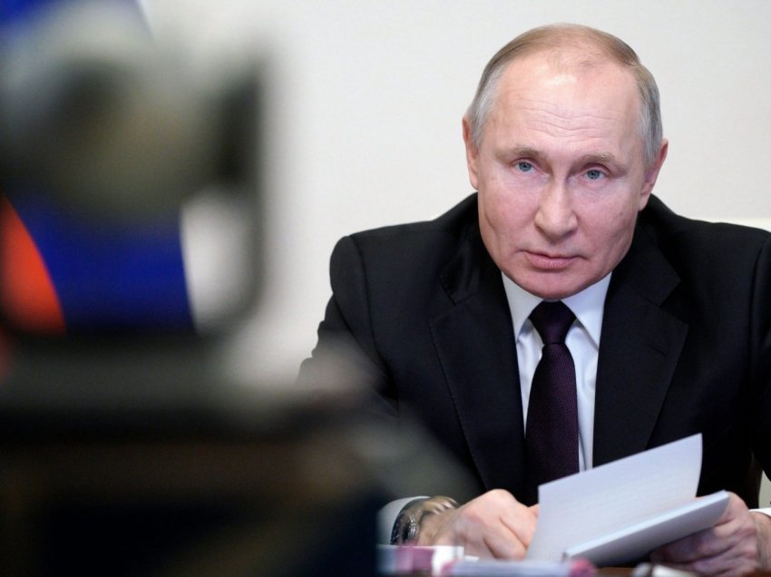 Putin kërcënon Perëndimin: Mos e kaloni vijën e kuqe me Rusinë