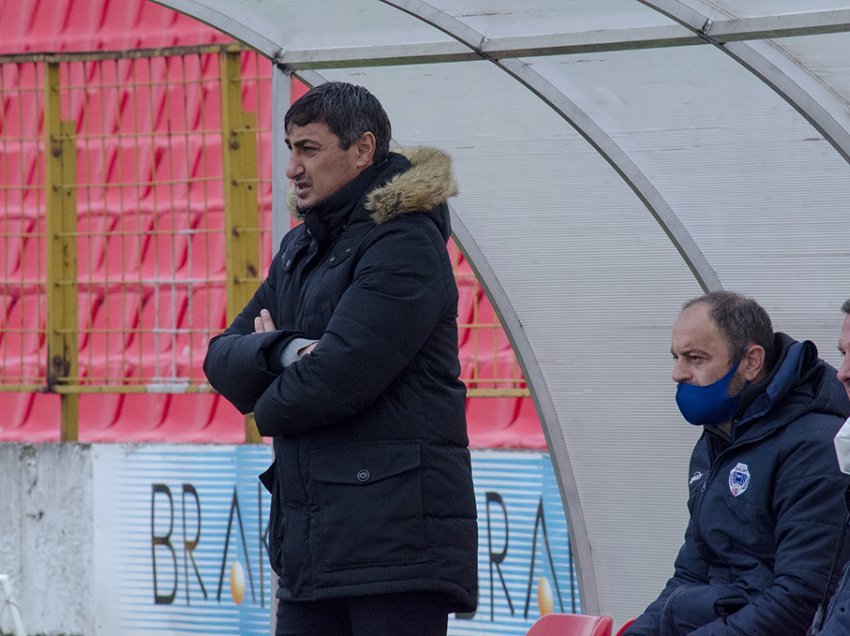 Trajneri i Shkupit: Më kënaqin tri pikët në debutim