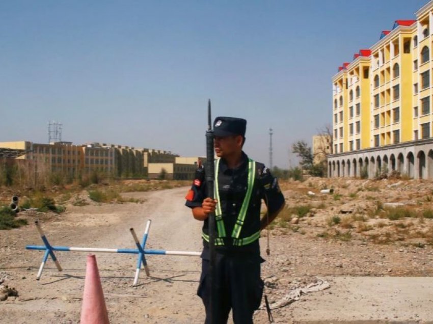 Kina hedh poshtë akuzat për gjenocid në Xinjiang