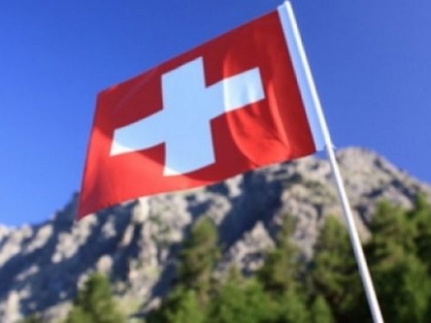Rinia e Zvicrës do të marrë dhurata për durimin e treguar gjatë pandemisë