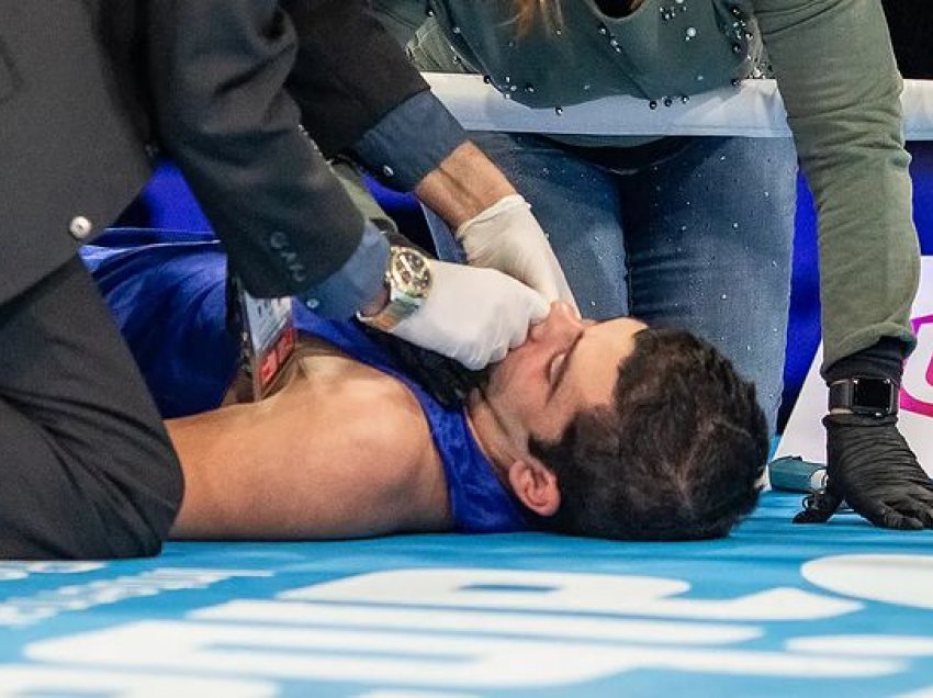 Lajm i rëndë, boksieri 19-vjeçar ndërroi jetë pas goditjes në ring!