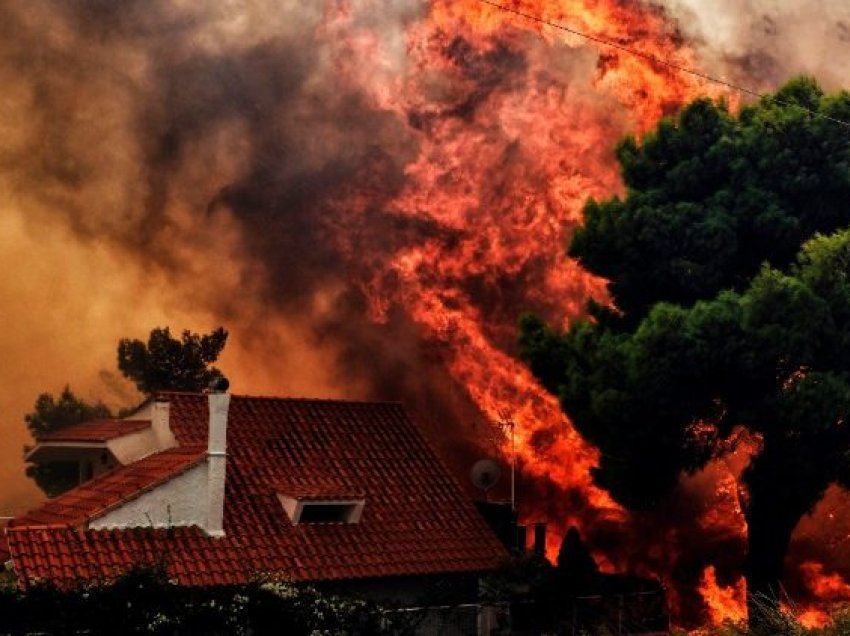 BE ndihmon Greqinë, i dërgon 9 aeroplanë zjarrfikës, 700 zjarrfikës dhe 100 automjete