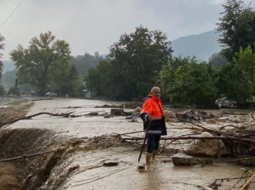 Rel/ Të paktën 40 të vdekur nga vërshimet në Turqi