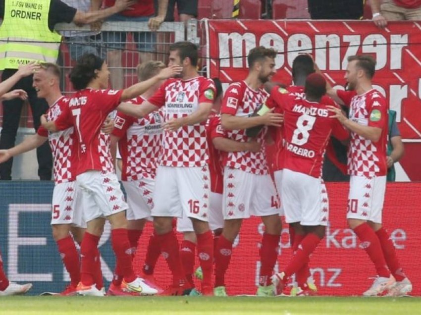 Leipzig bën nisje të gabuar, humbet që në ndeshjen e parë në Bundesliga