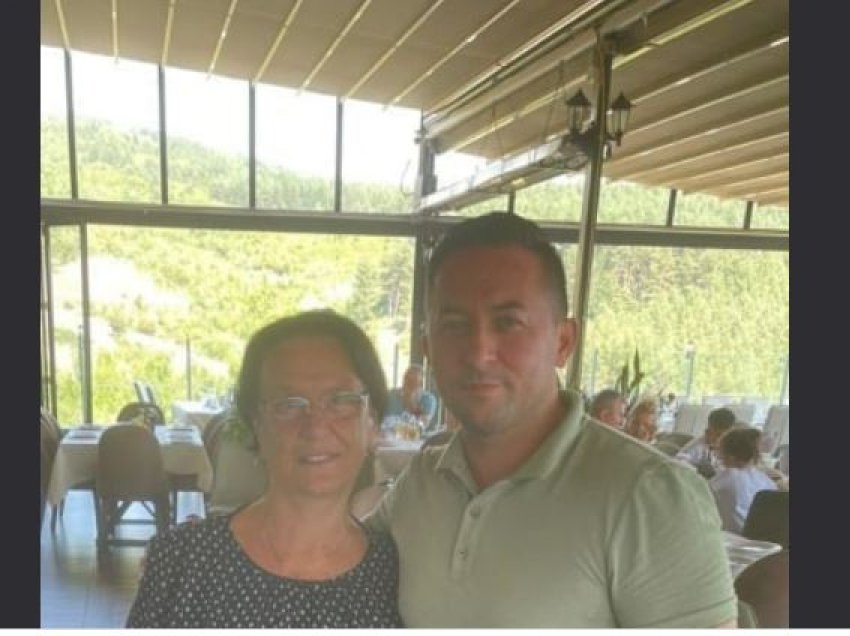 Ministri i Mbrojtjes takon nënën e Heroit Adrian Krasniqit