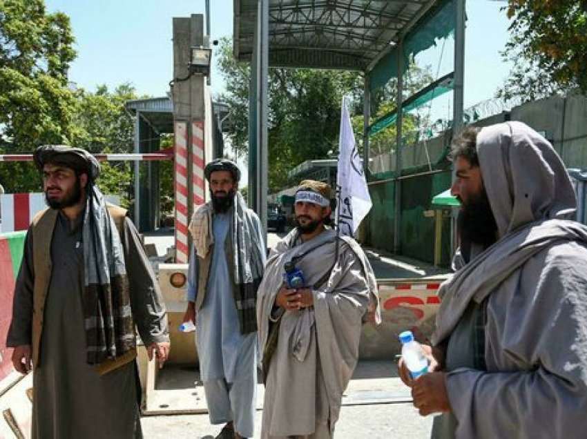 Kina “miraton” talibanët: Jemi gati për “marrëdhënie miqësore”
