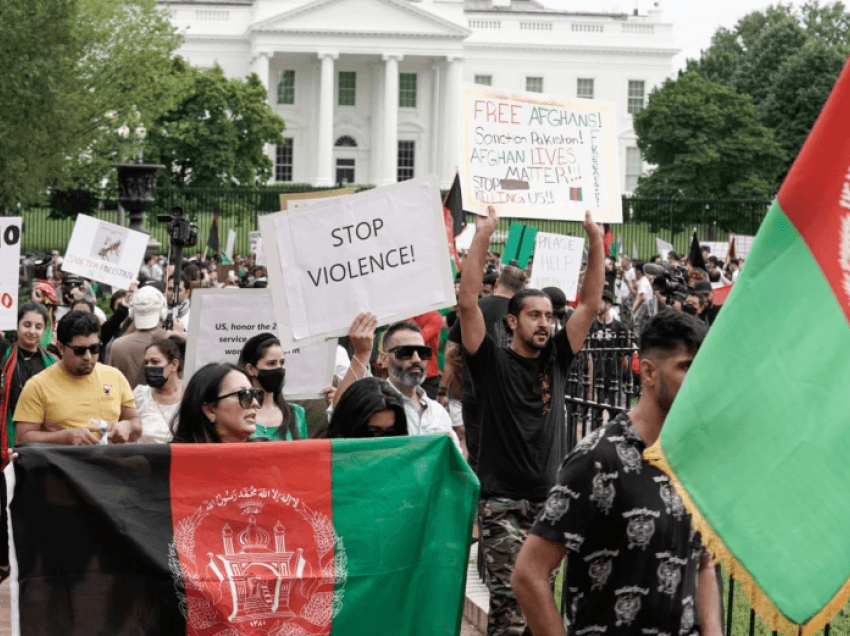 Diaspora afgane në SHBA e tronditur nga zhvillimet në Afganistan 