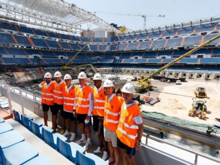 Futbollistët e Real Madridit e vizitojnë “Santiago Bernabeun”