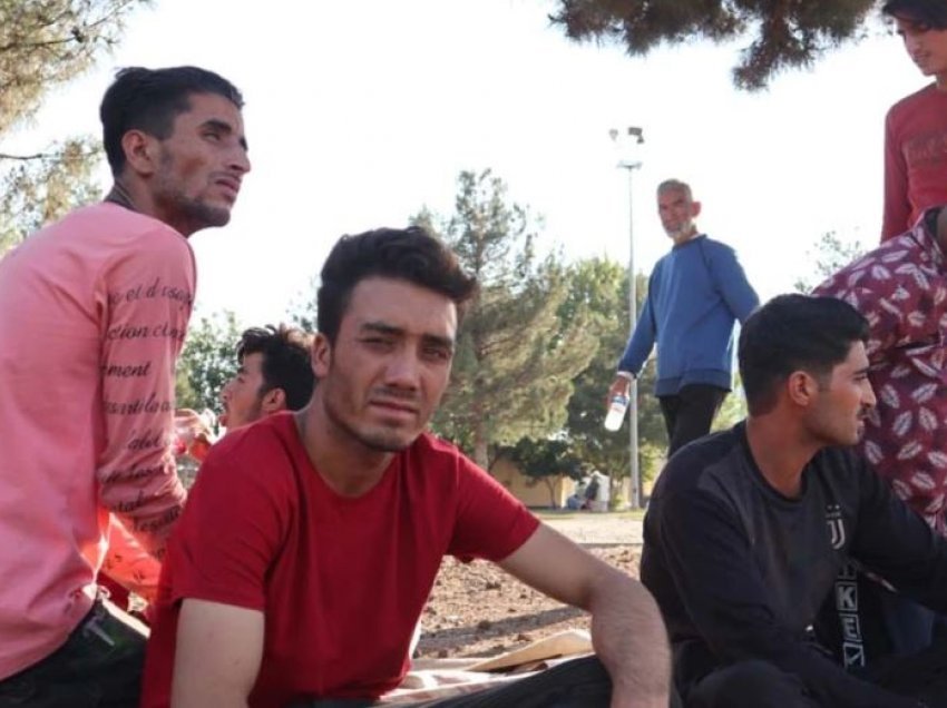 Turqia po u reziston thirrjeve të BE-së për mbajtjen e refugjatëve afganë