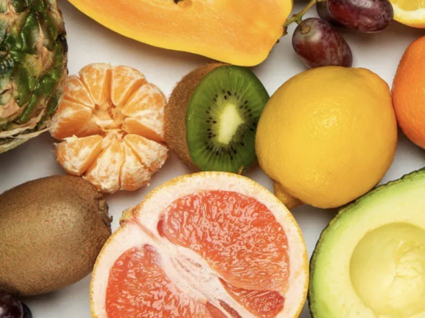 Kujdes, dietat me bazë frutat mund të jenë të dëmshme për ju