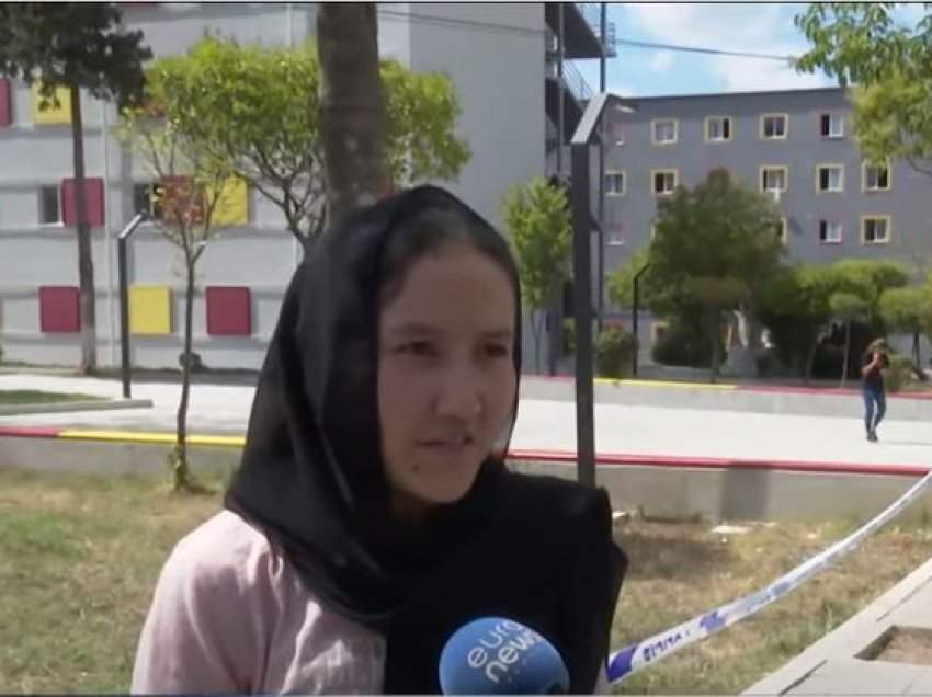 Vajza afgane: Nuk dua të rri gjatë në Shqipëri, do iki në Angli te daja