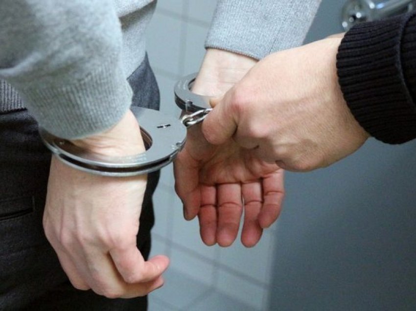 ​Arrestohet i kërkuari për narkotikë në Ferizaj
