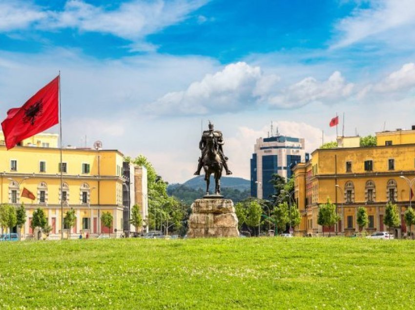 Shqipëria shpenzon 0.8% të PBB-së për mbrojtjen, si krahasohet me shtetet e Europës