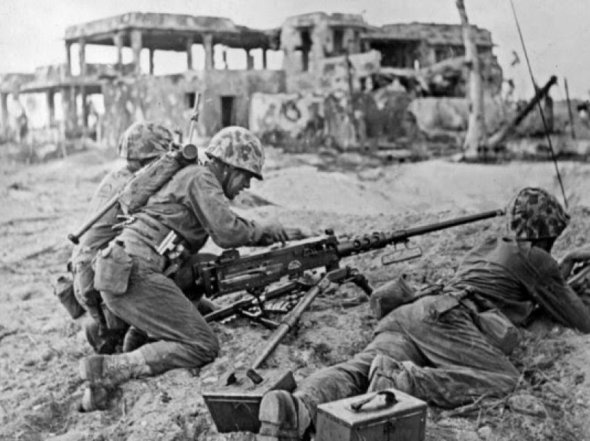 Historia si hyri SHBA në Luftën e Dytë Botërore
