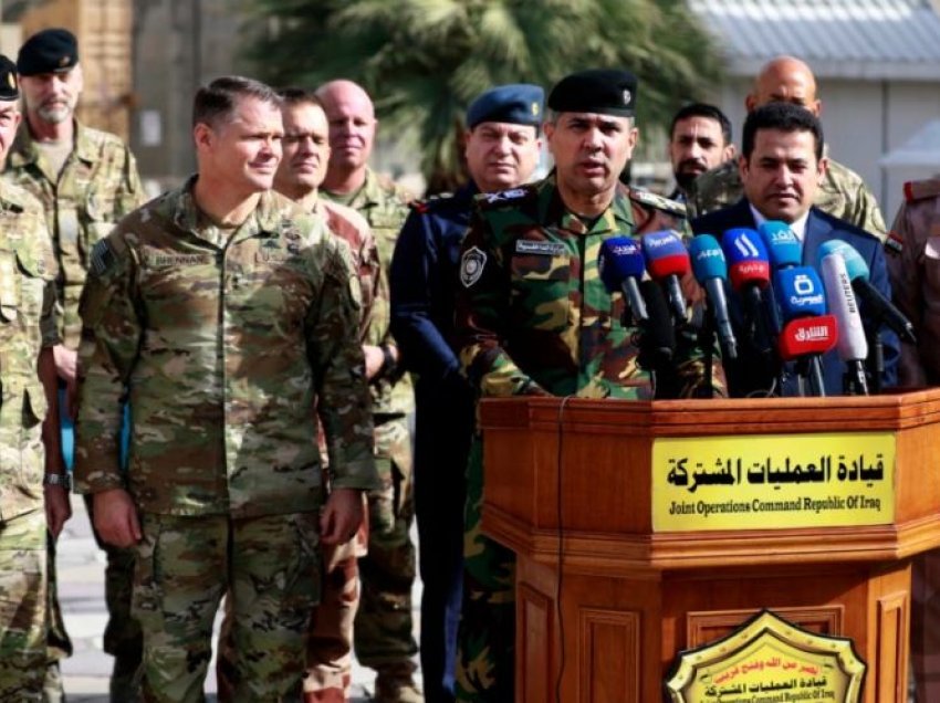 Irak, trupat e koalicionit i japin fund misionit luftarak