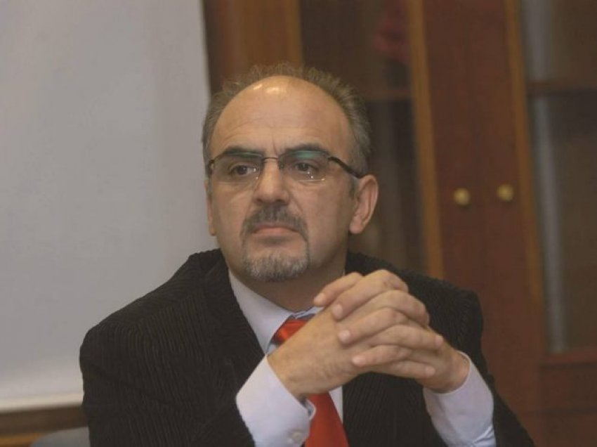 Fadil Maloku kundërshton vendimin e ri të Qeverisë Kurti: Goditje e rëndë për profesorët dhe mjekët