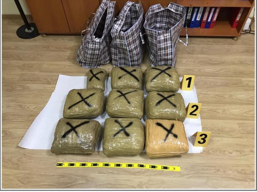 Policia konfiskon 45 kg drogë, arrestohen gjashtë persona