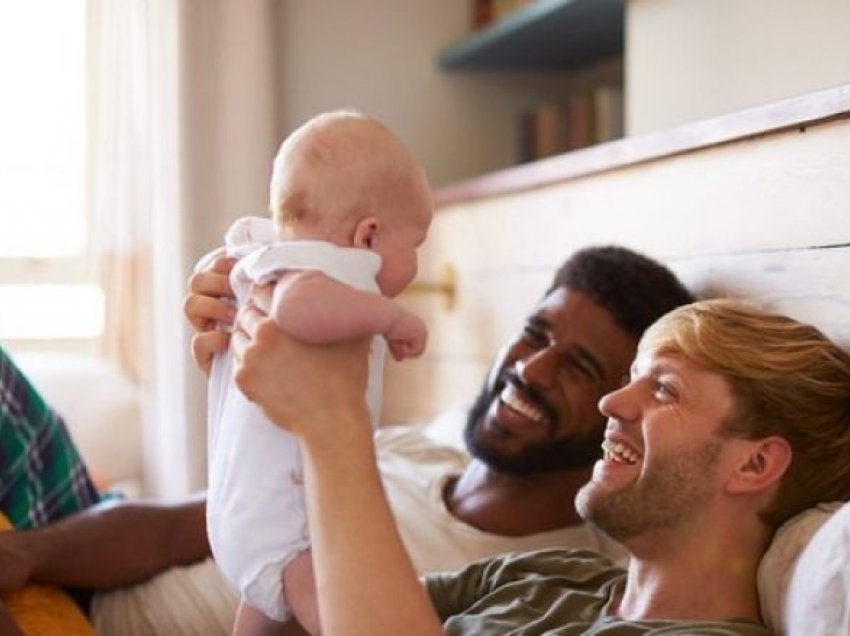 Prindërit e gjinisë së njëjtë dhe fëmijët e tyre do të njihen si familje në vendet e BE-së