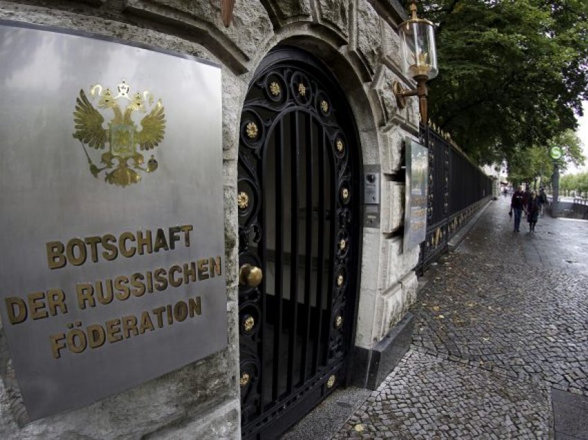 Gjermania dëbon dy diplomatë rusë