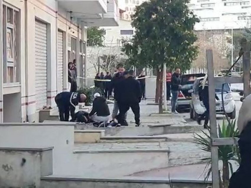 Zbardhen detajet nga atentati në Vlorë/ Eksplozivi u komandua në distancë