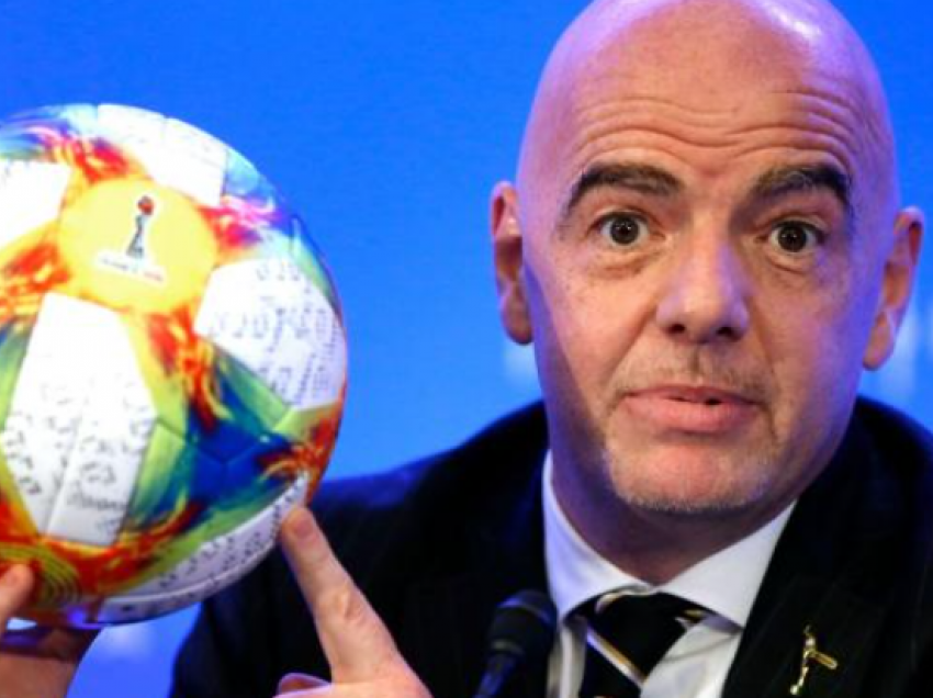 Presidenti i FIFA thotë se Kupa e Afrikës mund të luhet në shtator