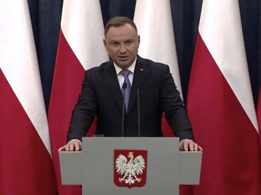 Presidenti polak i vë veton ligjit të medias që godiste një kompani amerikane
