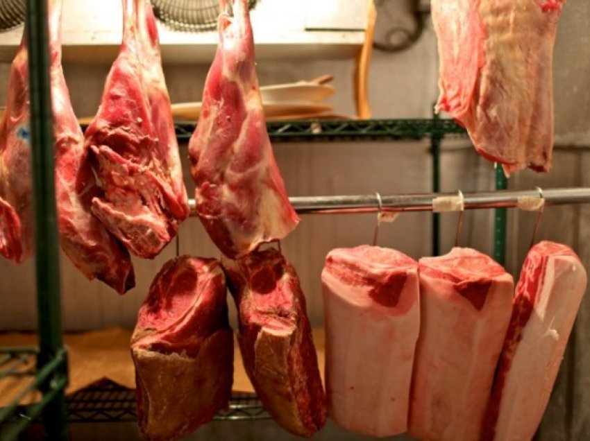 Rreth 75 mijë kg mish u konfiskuan gjatë vitit 2021