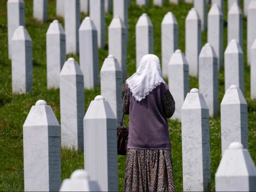Gjermania anulon shpërblimin për mohuesin e gjenocidit të Srebrenicës