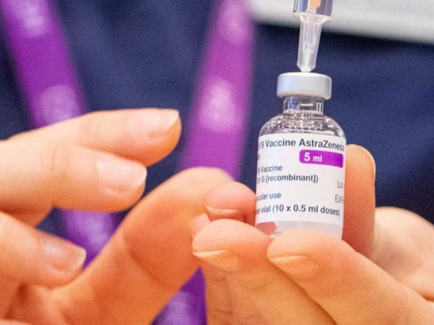 Vaksina e AstraZeneca nuk do të përdoret tek të moshuarit në Poloni