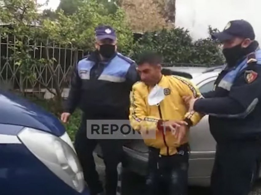 Lejuan gazetarët që ta filmonin dhe të flisnin me Saimir Meçanin, pezullohen 3 policët në Fier