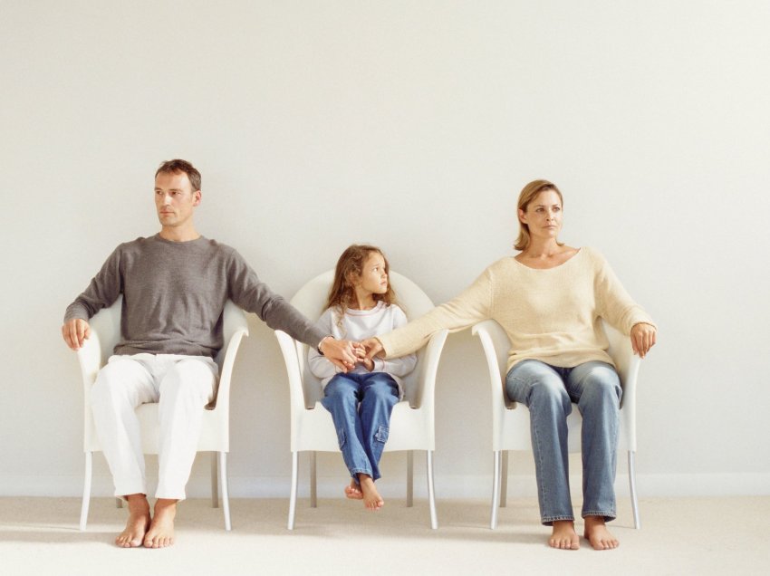 Fëmijët dhe divorci: Në cilat mosha preken më shumë?